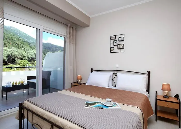 Ligero * Agios Christoforos (Lefkada)